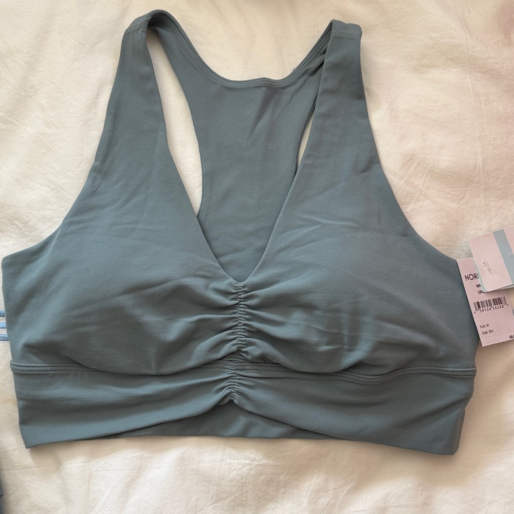 Zella bra snd pants reserved for Rachael1171 - Picture 2 of 6